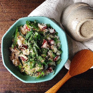 緑野菜のたこ飯