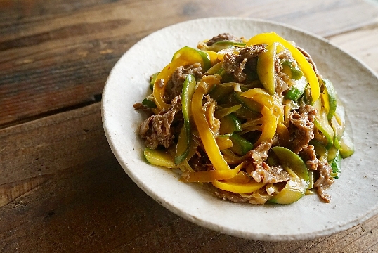 牛肉と夏野菜の中華炒め