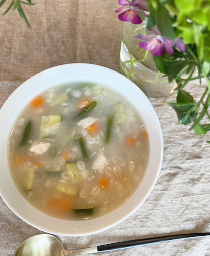 Vo.27　押し麦と野菜のスープ